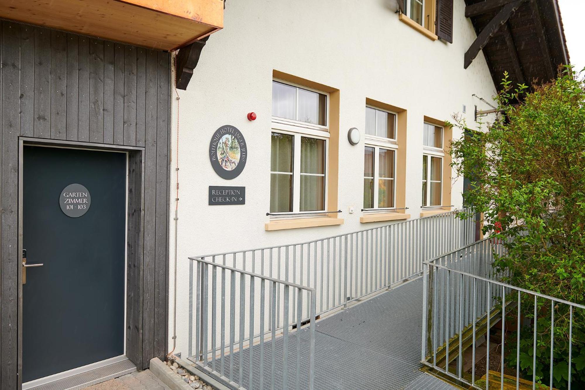 Hotel Jaeger Jeuss - Murten - Self-Check-In Екстериор снимка